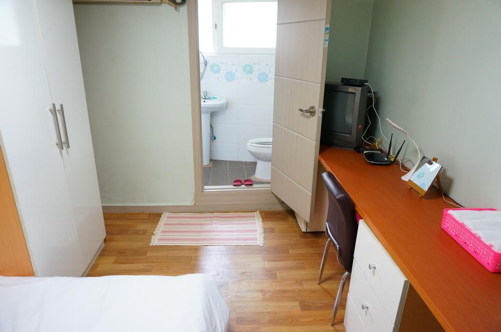 Hostel Wow Сеул Экстерьер фото